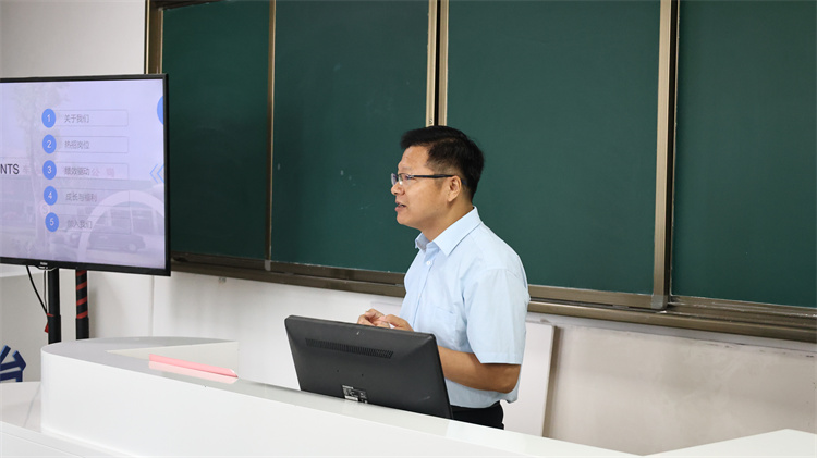 校企合作促就業，筑夢未來正當時 ——西安銳新汽車服務有限公司專場招聘宣講會走進西安萬通