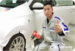 【新創(chuàng)客】周自龍:想要成功創(chuàng)業(yè)就得選好行業(yè)