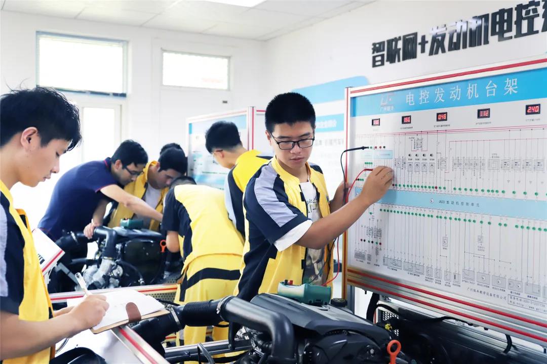 萬通教學模式大揭秘！萬通學子優秀的原因在這里！