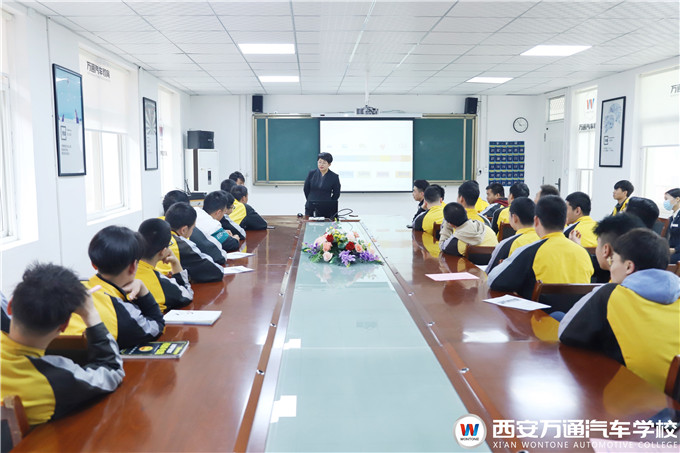 西安萬通人才預選會火熱開啟，短期專業就業潮！