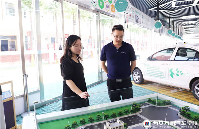 新能源企業(yè)簽約西安萬(wàn)通,搭建人才引進(jìn)平臺(tái)
