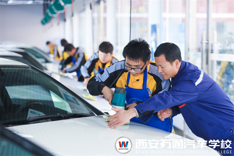 萬通學子樊建峰,0基礎學美容,學習創業快人一步!