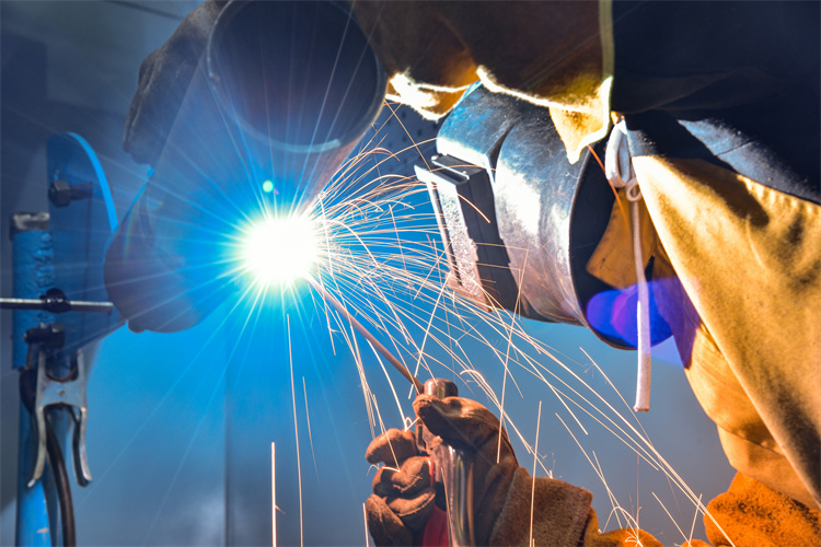 焊工的吃香程度,是你不知道的!