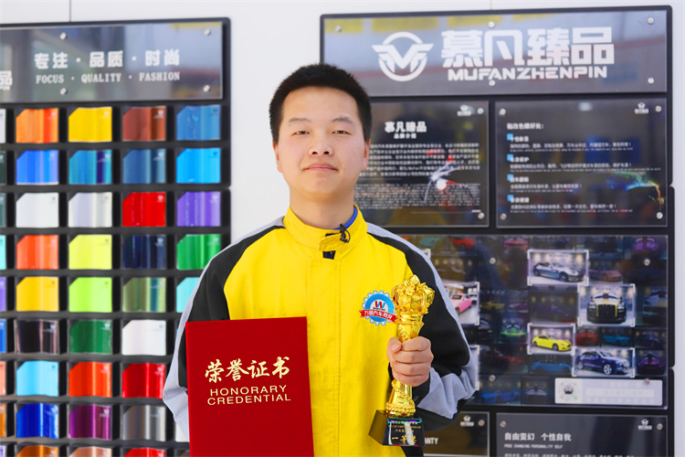 冠軍!鄢邦亮:做技術(shù)強者,就要不斷挑戰(zhàn)自己