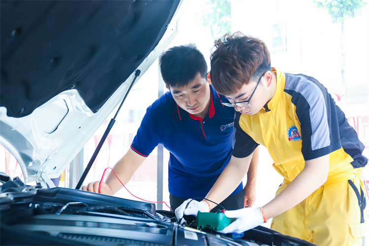 高考滑檔不用怕,西安萬通高技能+高升本專業