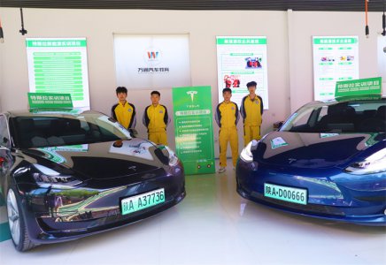 成年人學新能源汽車技術,就業前景如何?學多久能上崗?