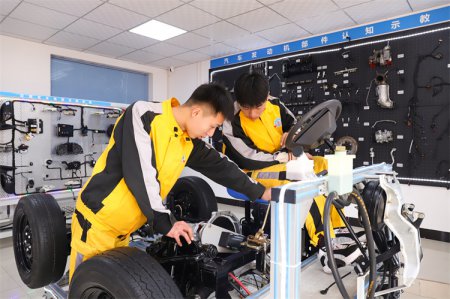 2023圓滿 2024已來,新年和萬通一起立個Flag吧!