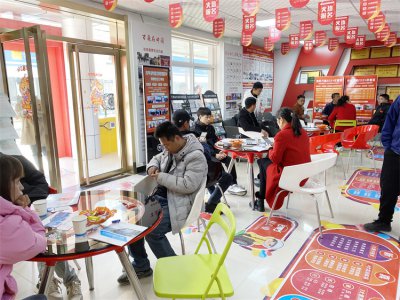 火!炎!焱!西安萬通2024年春季招生第一批新生集中報到日現場火爆